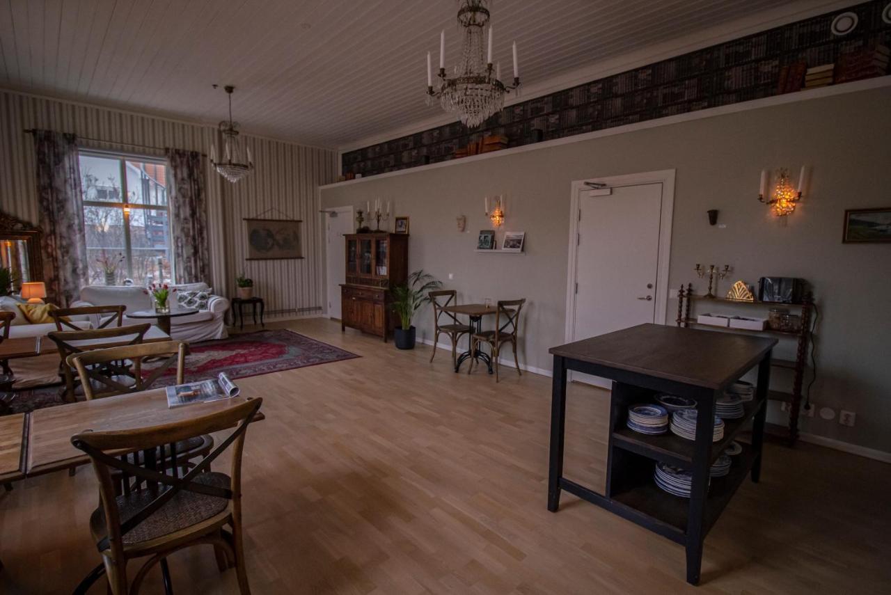 Rosenhill Bed & Breakfast