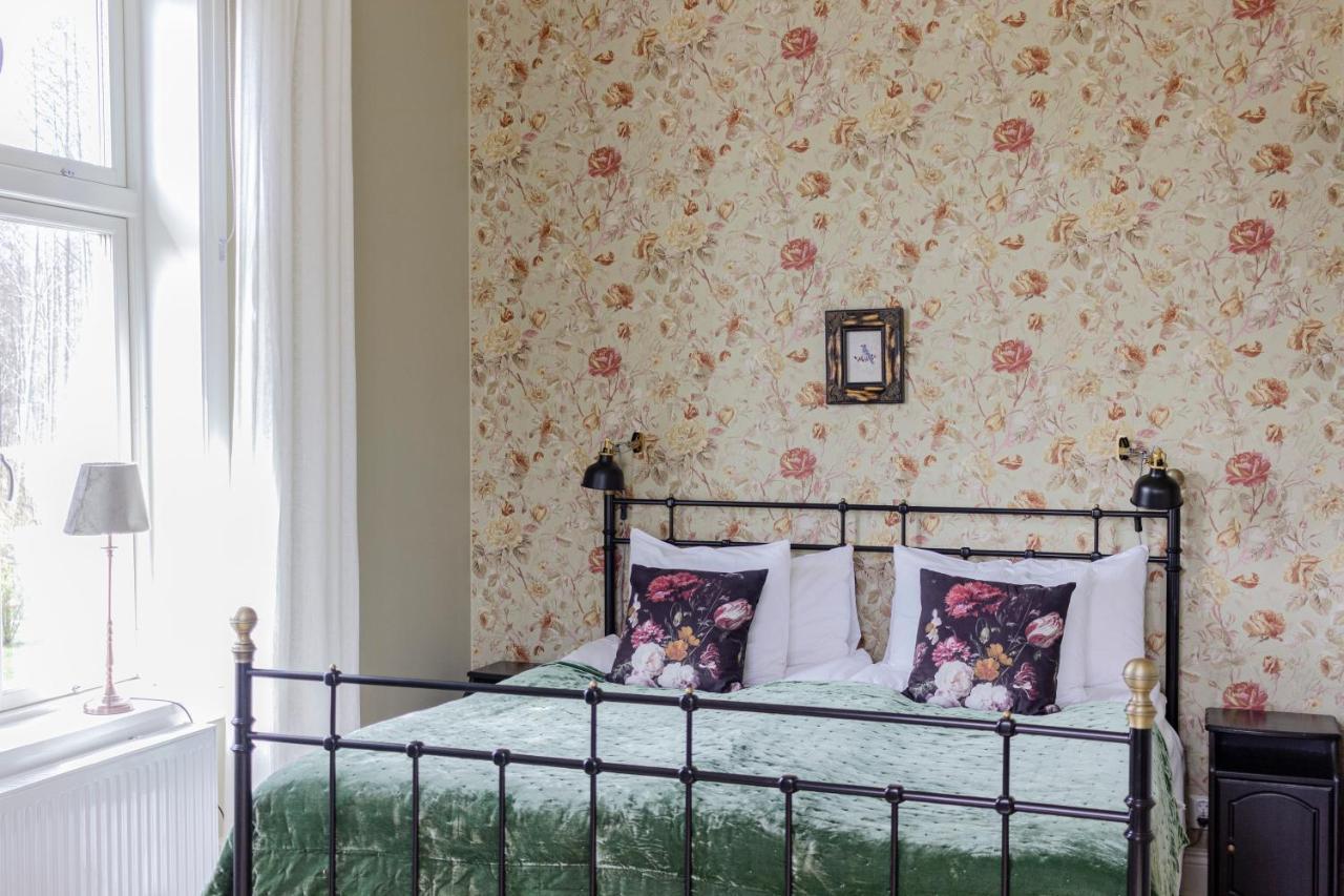 Rosenhill Bed & Breakfast 2*